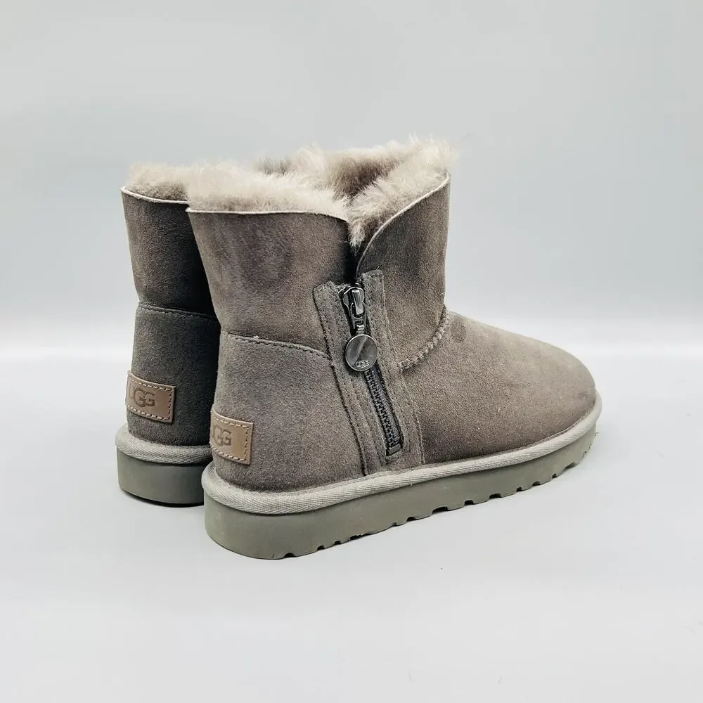 UGG Boots Womens 7 Gray Suede Shearling Lined Ankle Zip Winter Booties Shoes